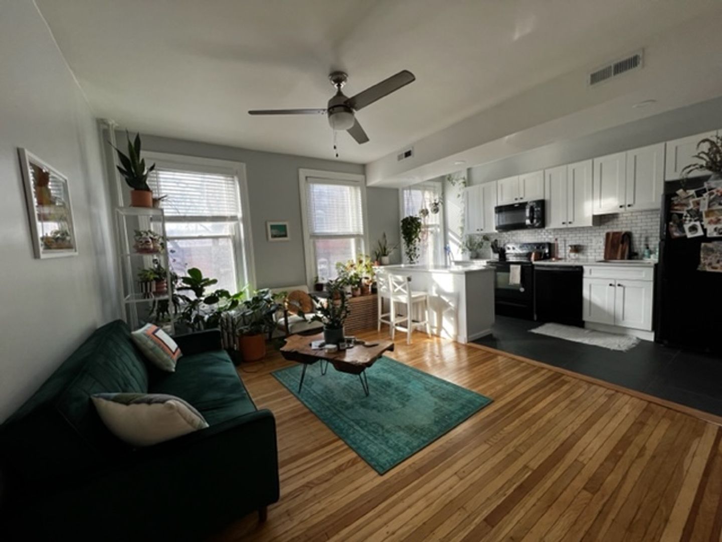 Philadelphia Apartment: 1711 Spruce Street