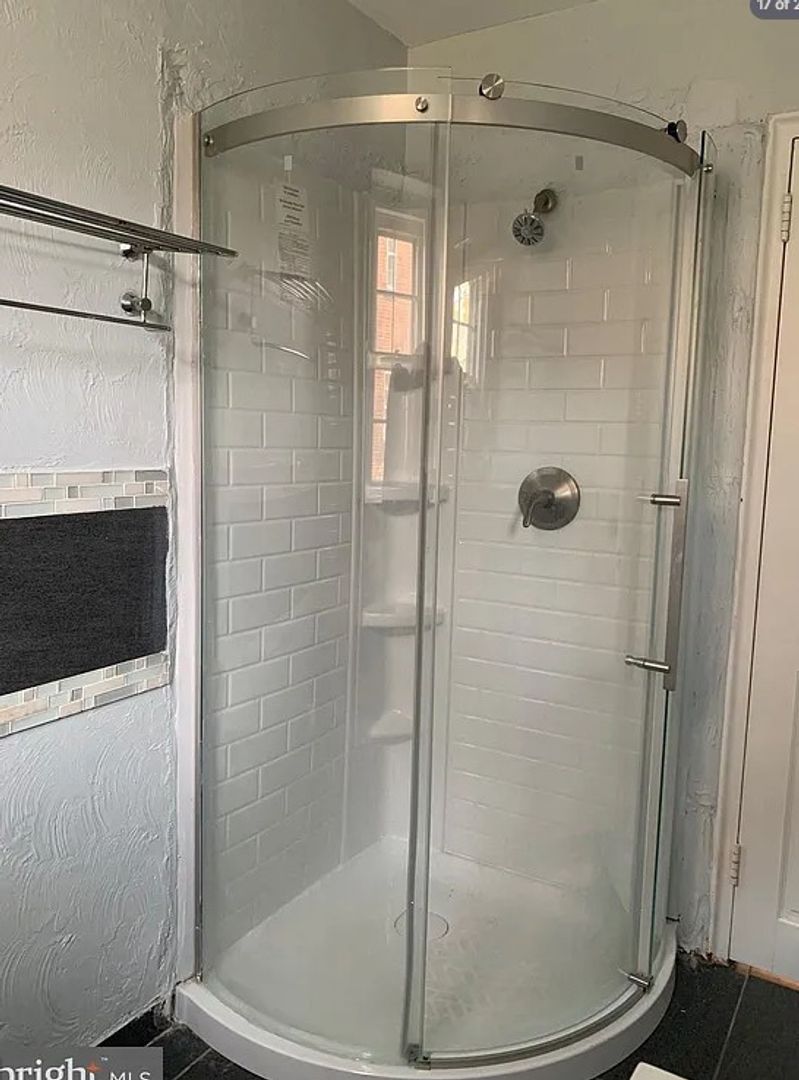 Philadelphia Apartment: Liberties West Condominiums