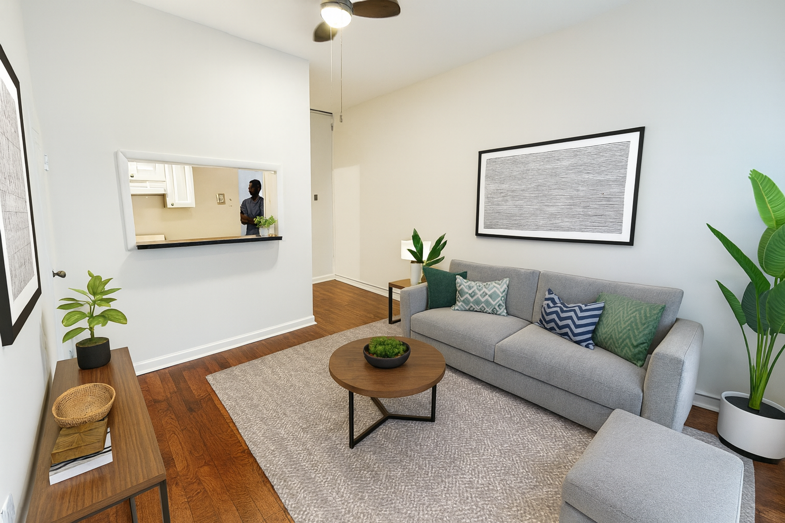 Philadelphia Apartment: Liberties West Condominiums