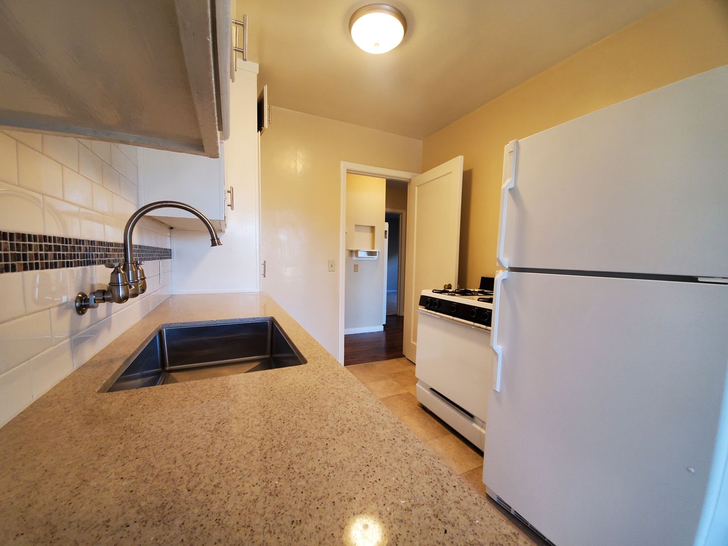 San Mateo Apartment: 125 South Blvd