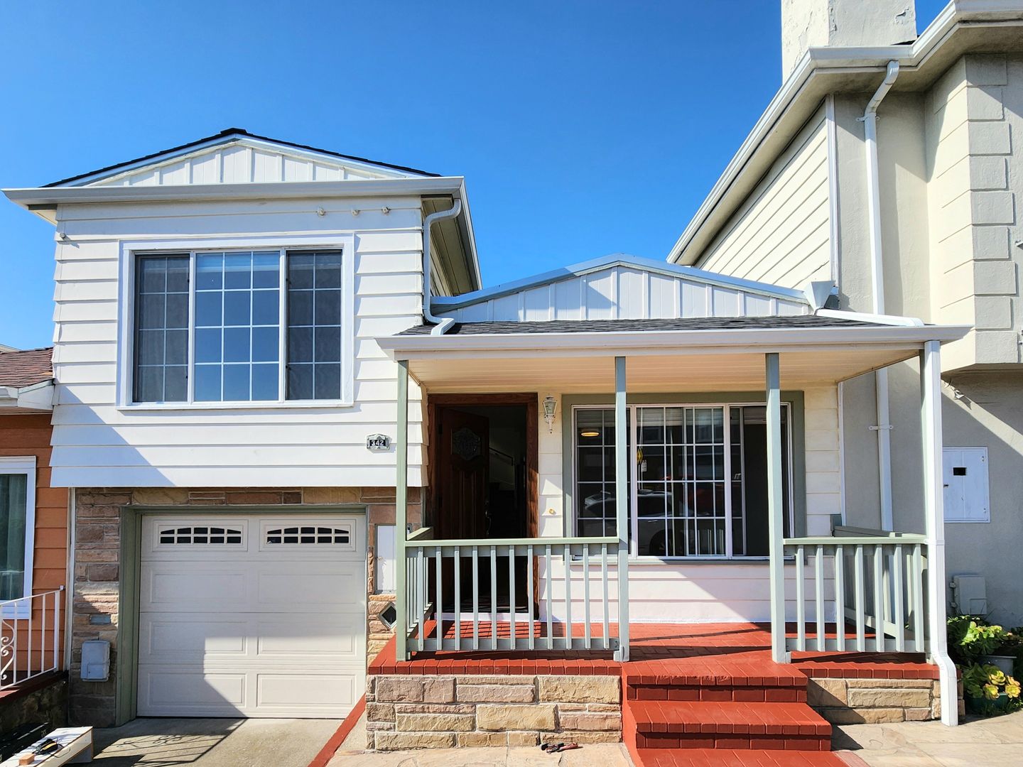 Daly City House: 342 Abbot Avenue