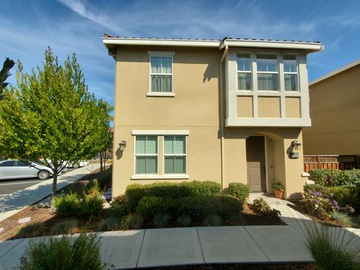 Luxury 4 bedroom 3 bath townhouse at The Montage