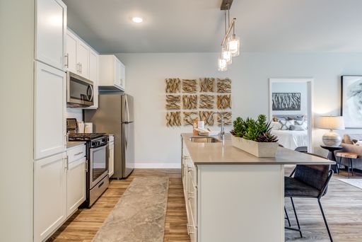 Lovely Two Bedroom Apartment....Waiting for you to make it Home! – photo 1