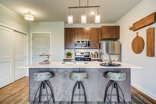 Lovely One Bedroom Apartment....Waiting for you to make it Home!