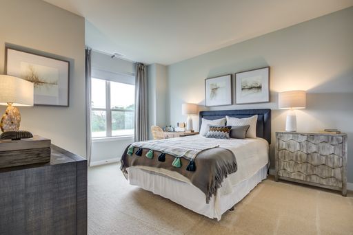 Lovely Two Bedroom Apartment....Waiting for you to make it Home! – photo 1