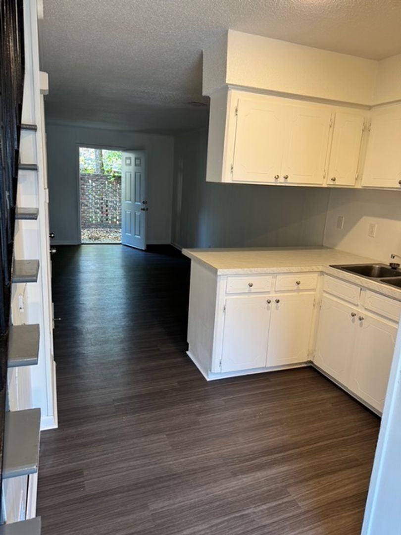 North Little Rock Apartment: 4001 Camp Robinson Road