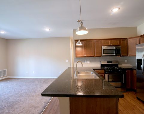 Spacious 2-Bed, 2-Bath First-Floor Apartment with Modern Finishes!