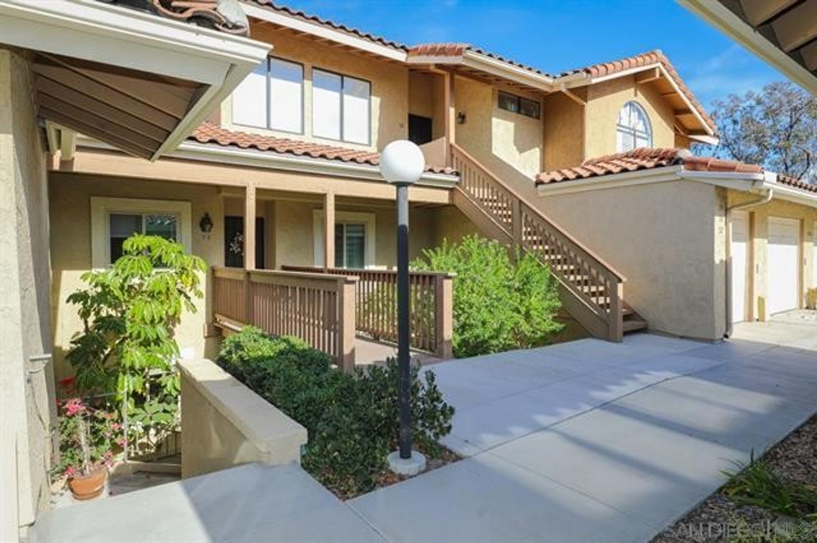 San Diego House: 11838 Paseo Lucido # 52