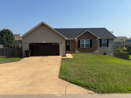 Spacious 4 Bedroom Home located in Woodland Hills Subdivision – photo 1