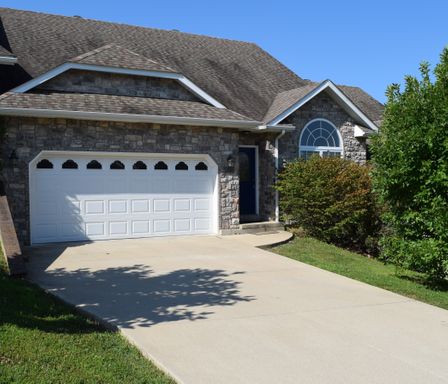 Beautiful 3 bedroom, 2 bathroom condo! – photo 1