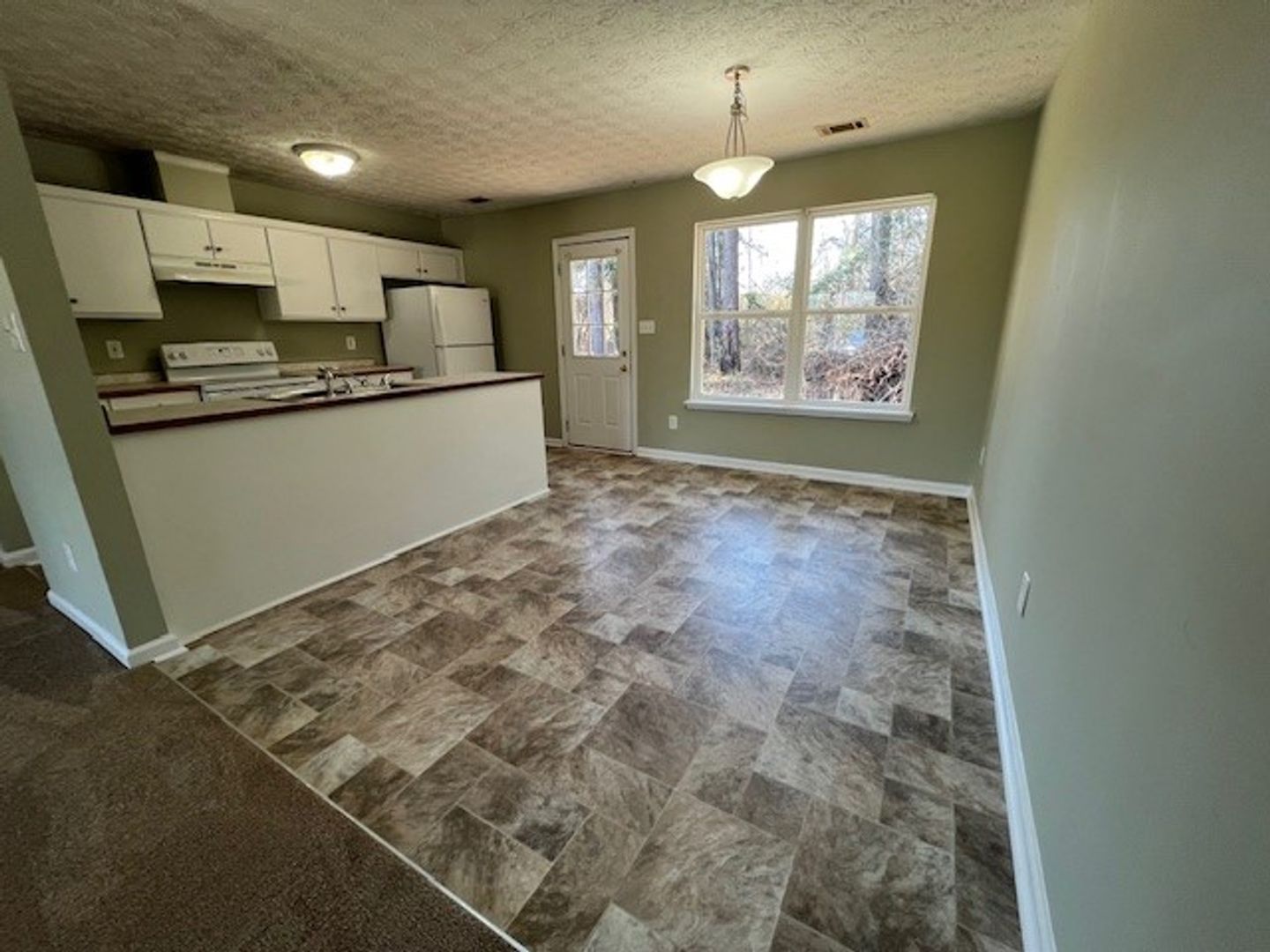 1243 Northview Ext. 5 of 11