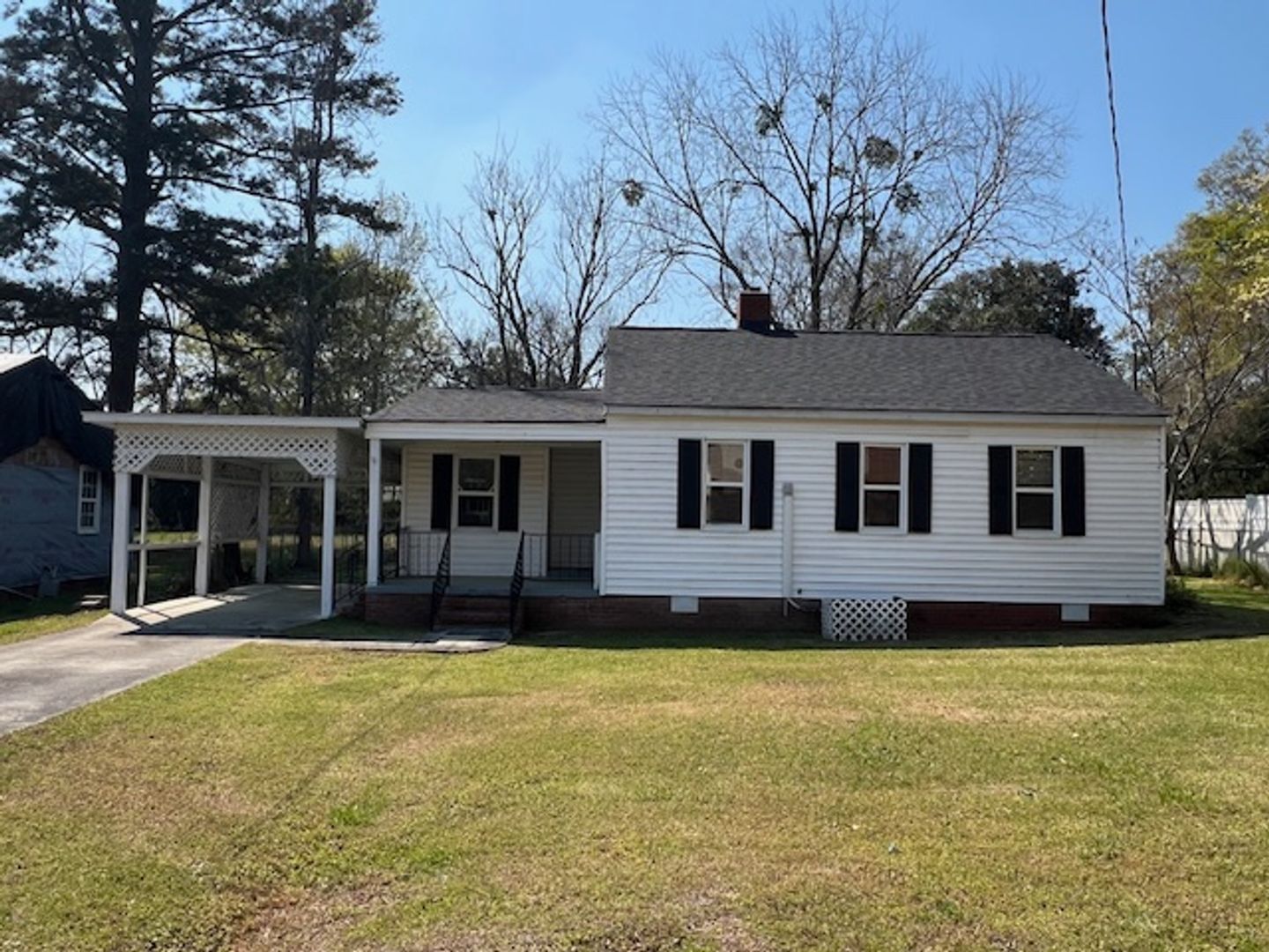 Thomson House: 611 Arnall Street