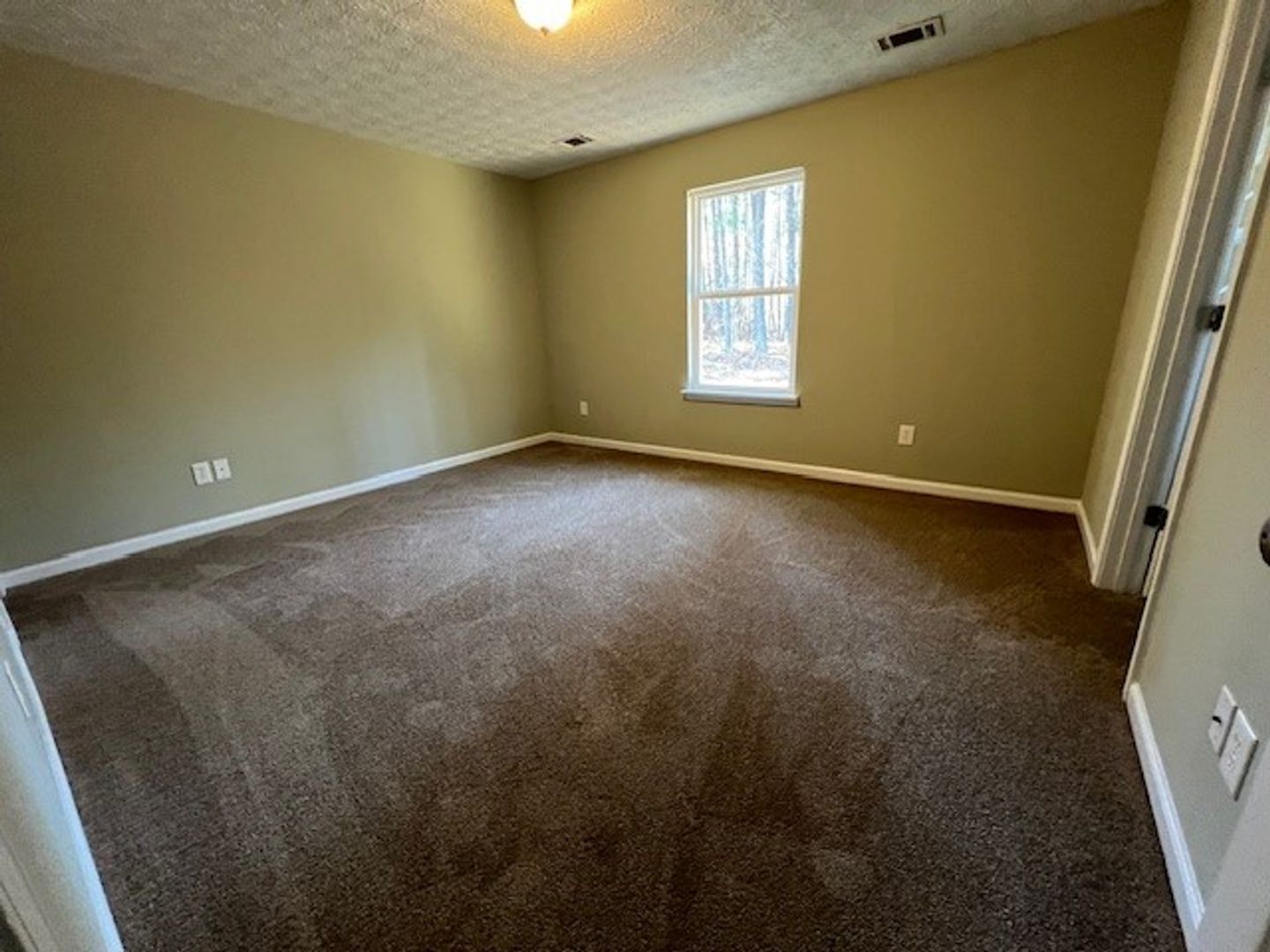 1243 Northview Ext. 7 of 11