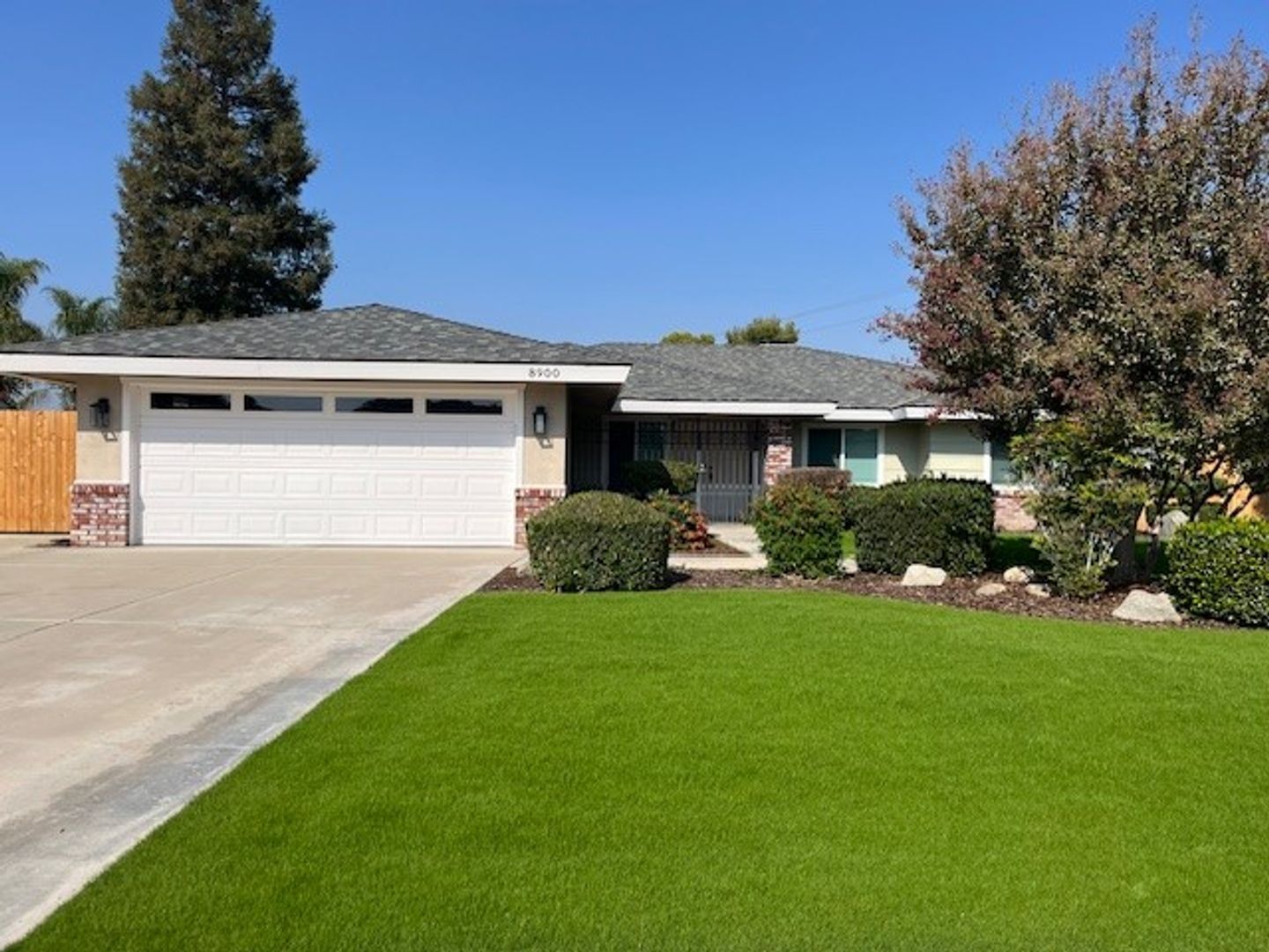 Bakersfiield House: 8900 Campus Park Court