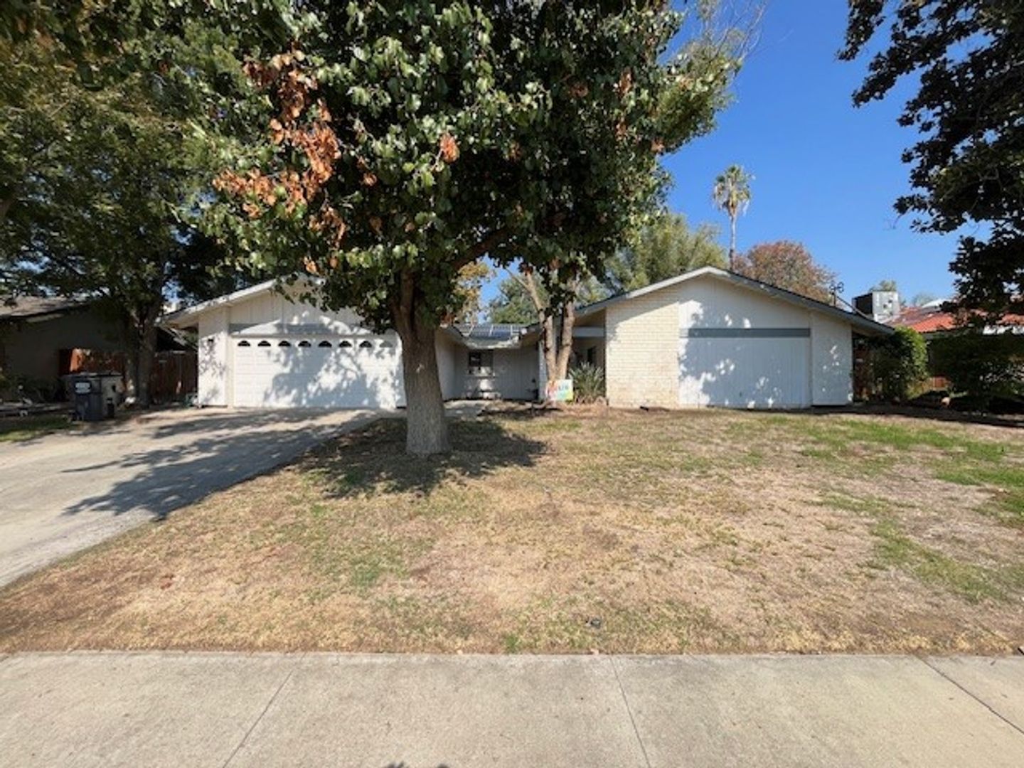 Bakersfield House: 7009 Ranch House Rd