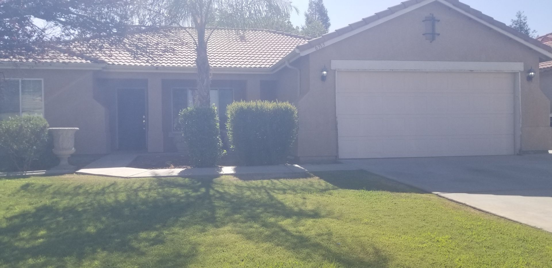 Bakersfield House: 6313 Arciero St