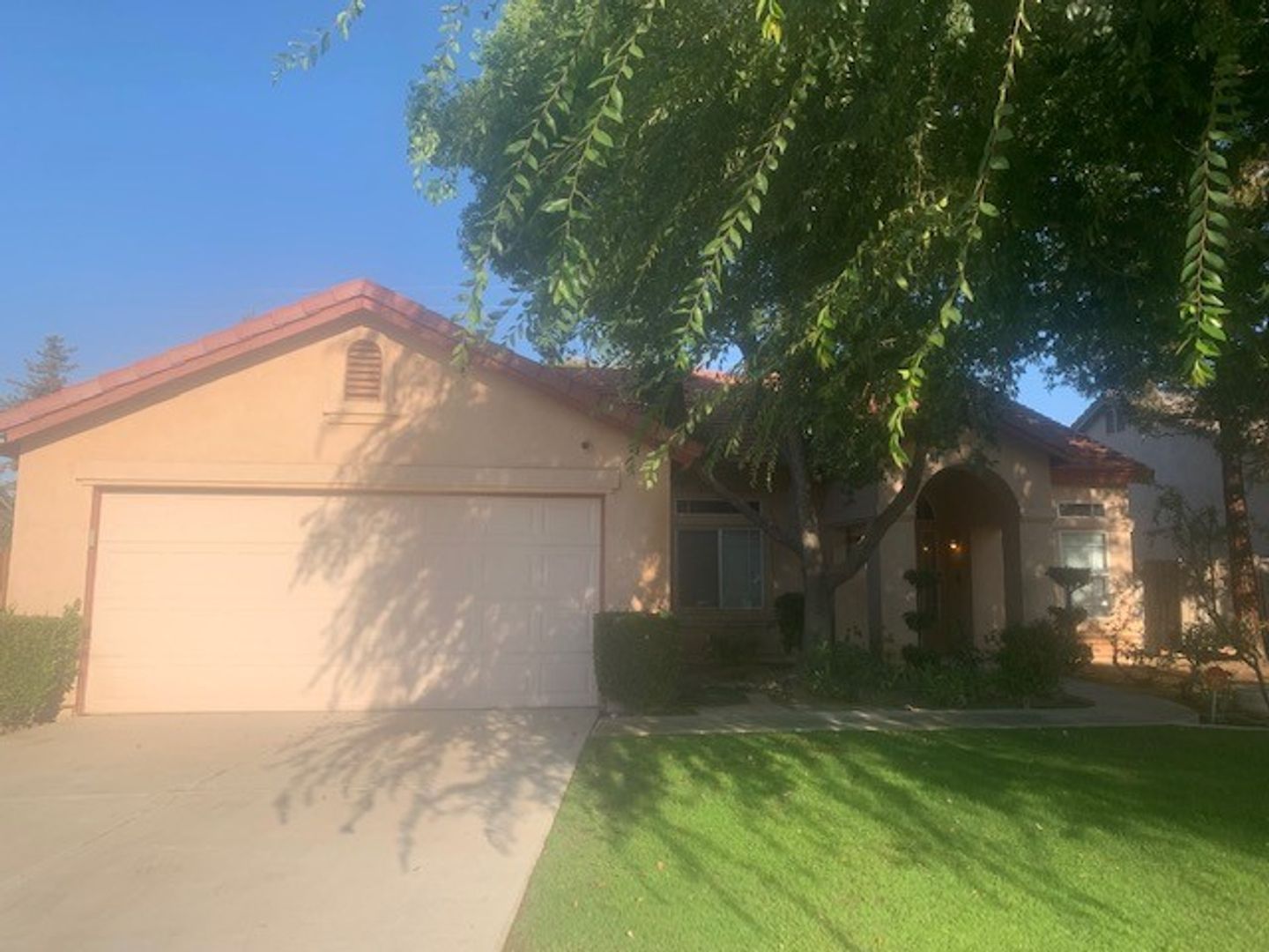 Bakersfield House: 4815 McCloud Ct