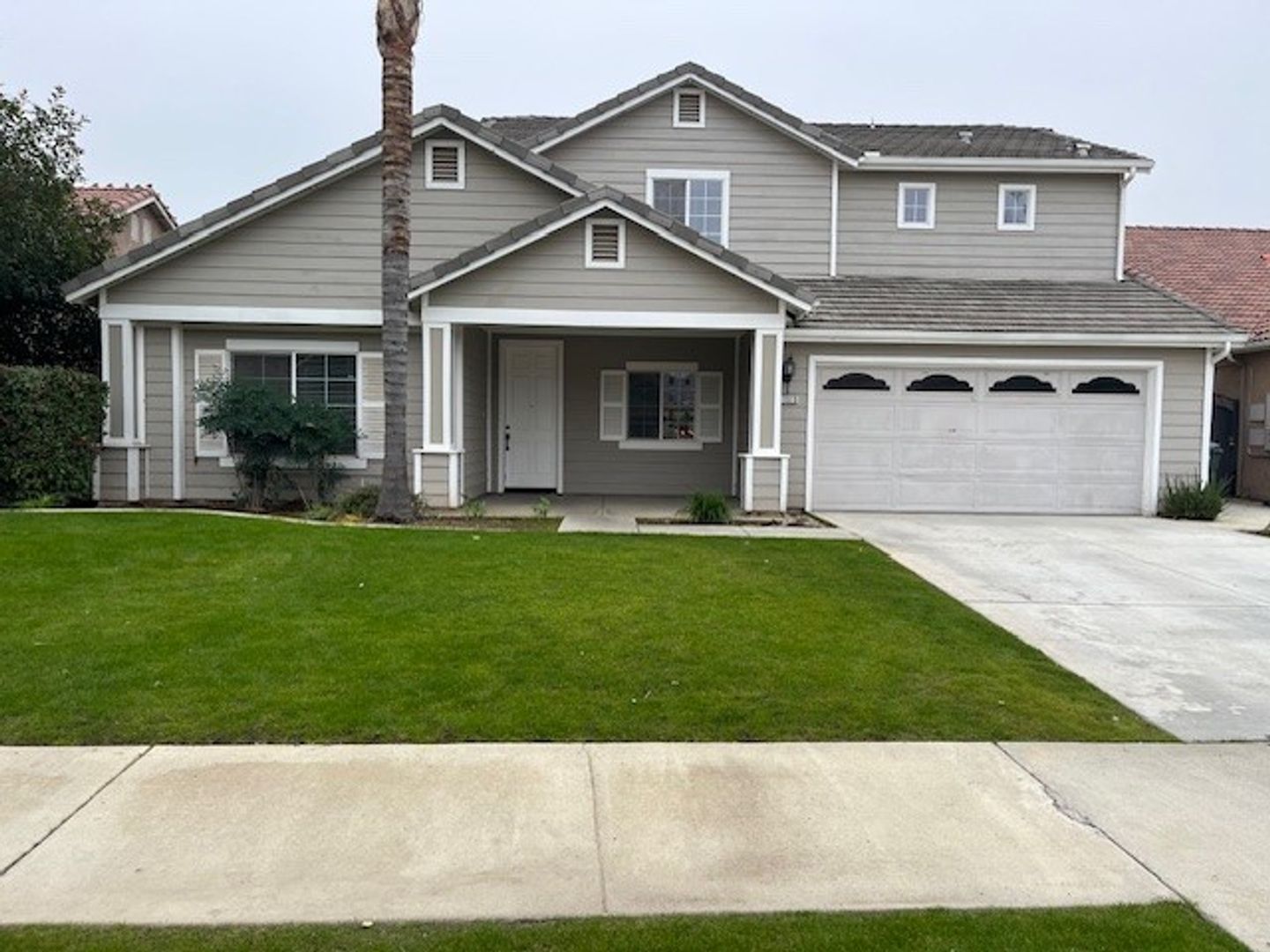 Bakersfield House: 11515 Presidential Rd