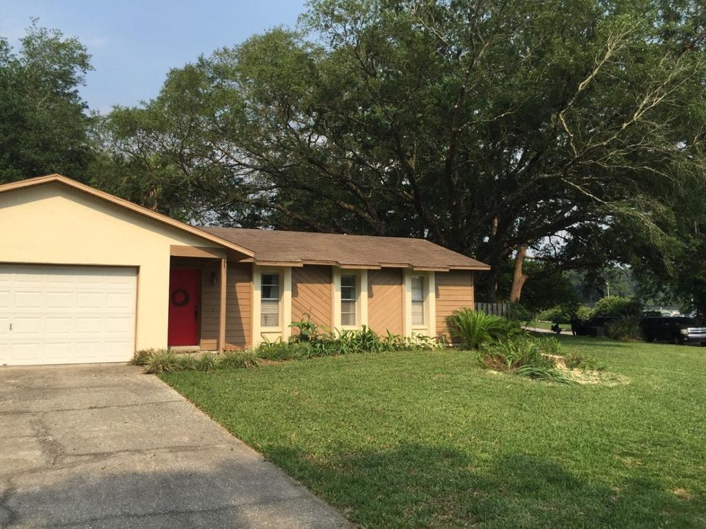 Gainesville House: 7722 SW 13th Road