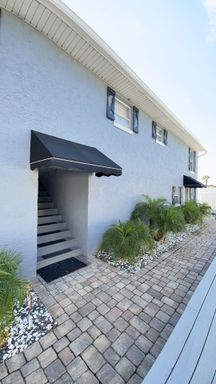 Fully Furnished One Bedroom Long Term Beach Apartment for Rent