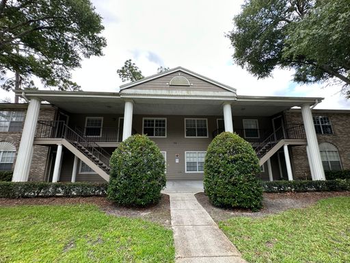 2/2 In Hunter's Reserve - Water included in rent