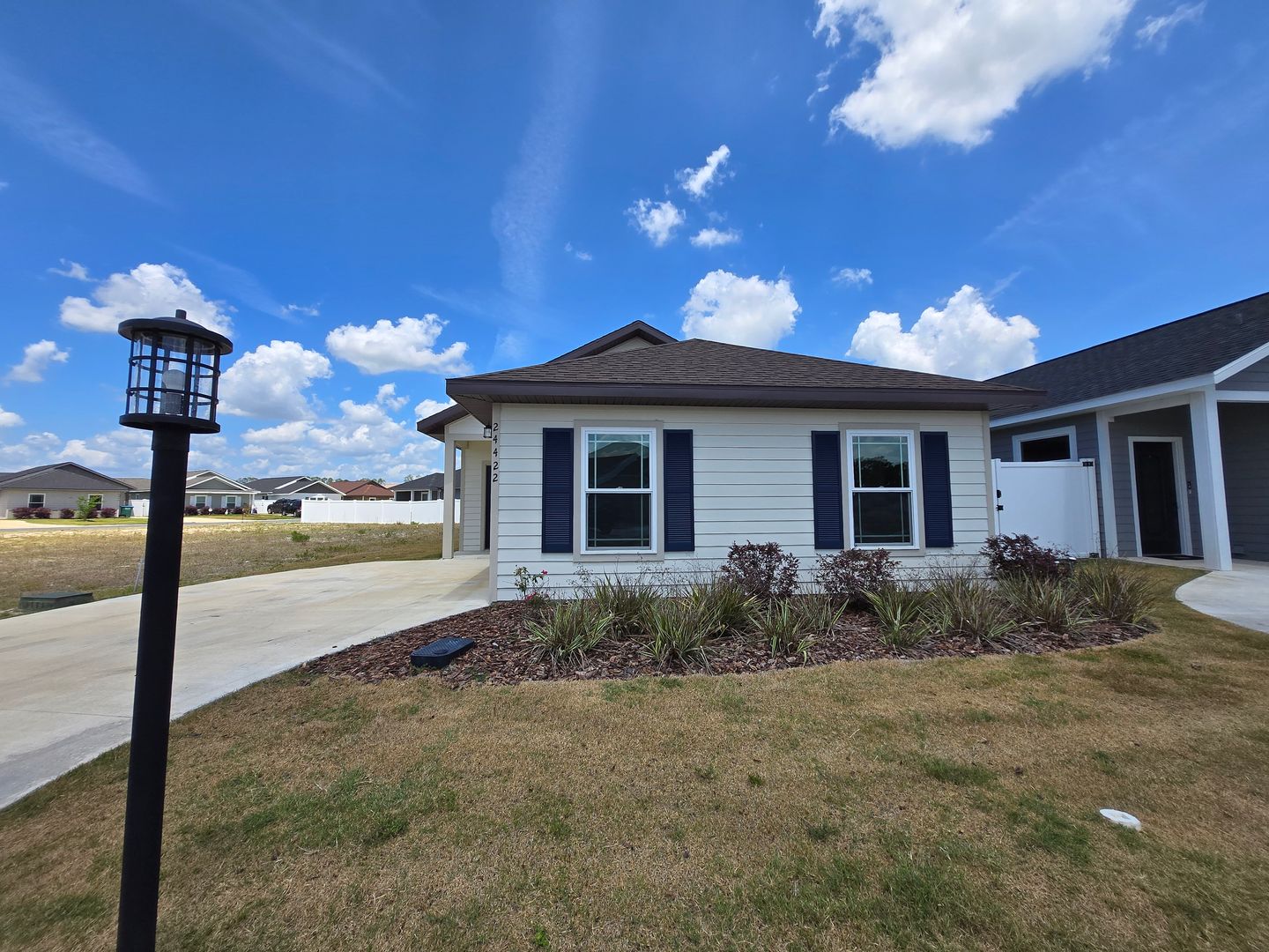 Newberry House: 24422 SW 18th Lane
