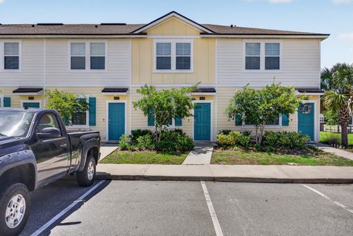 2 Bed 2.5 Bath Rental at 8210 Larose Rd., Jacksonville, FL – photo 1