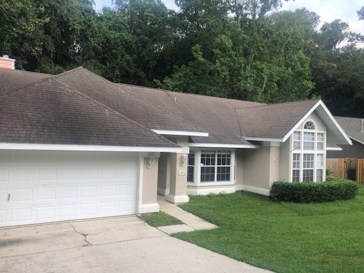 Gainesville House: 1406 NW 100TH TERR
