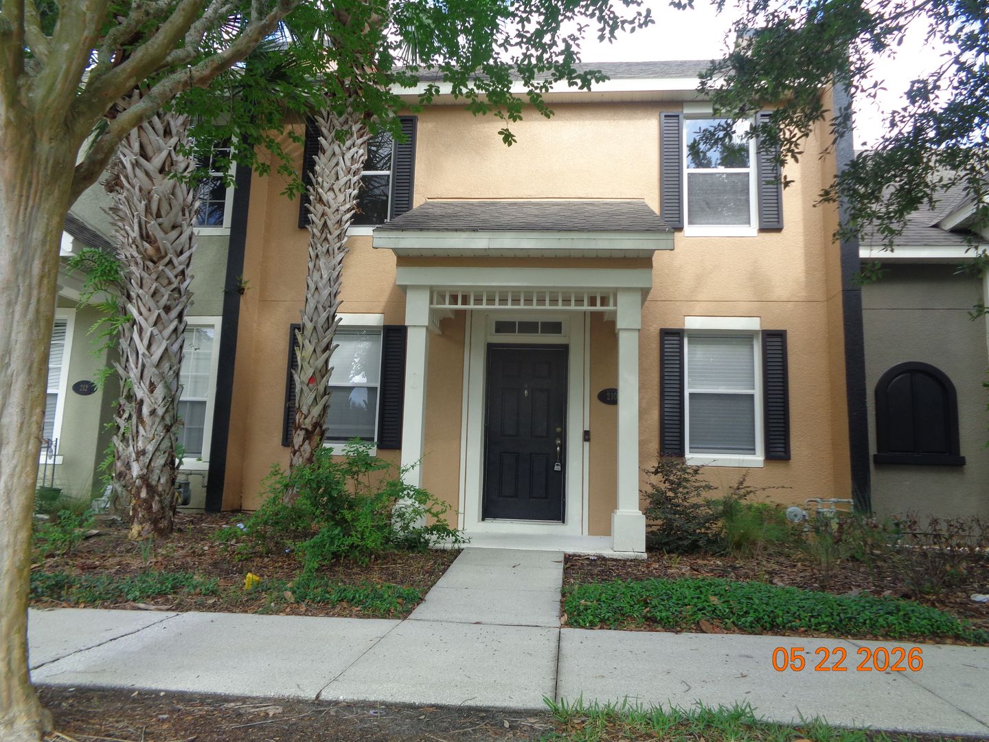 Deland Townhome: 210 Woodhouse Lane
