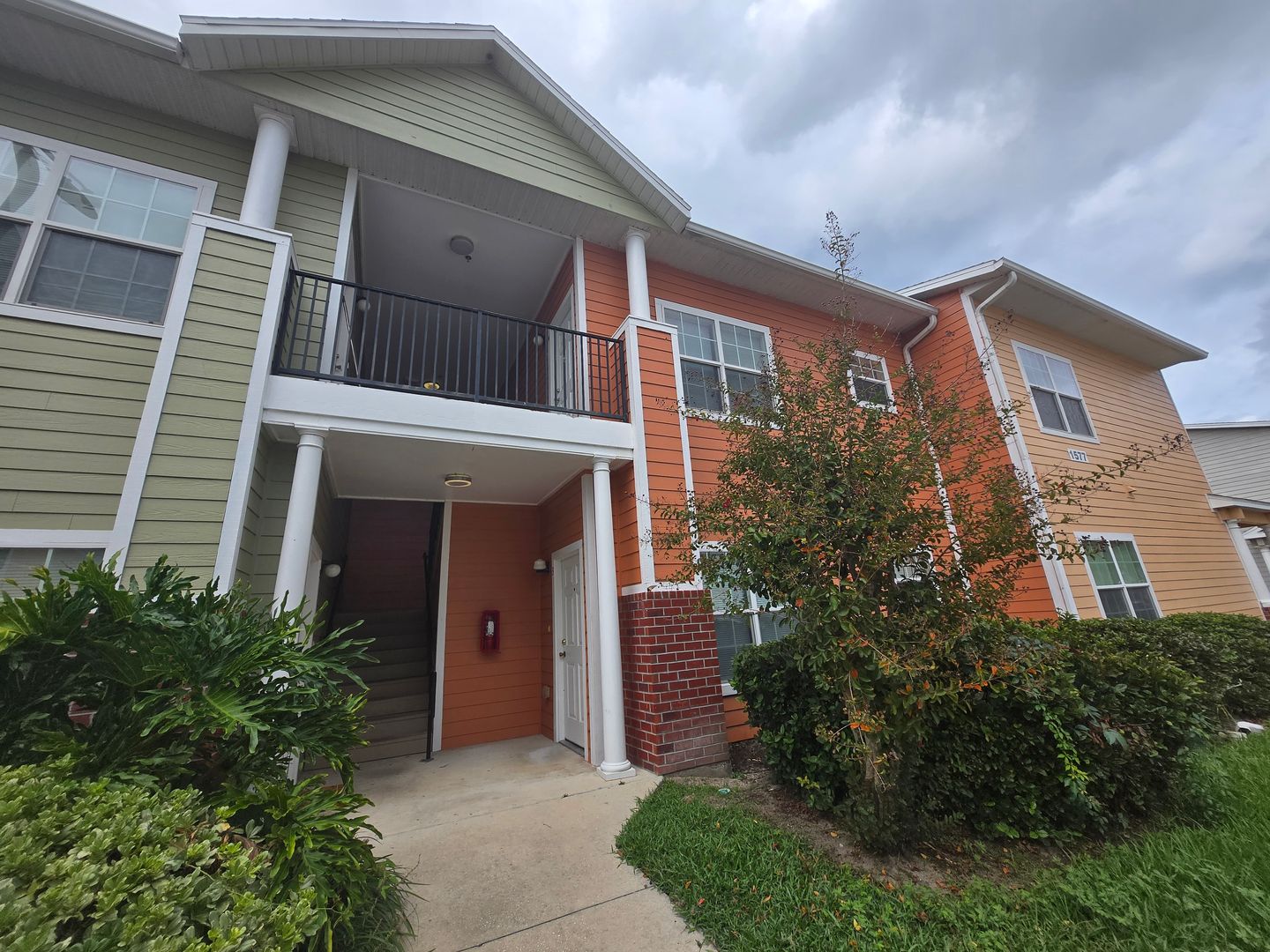 Gainesville House: 1577 NW 29th Road Unit 3