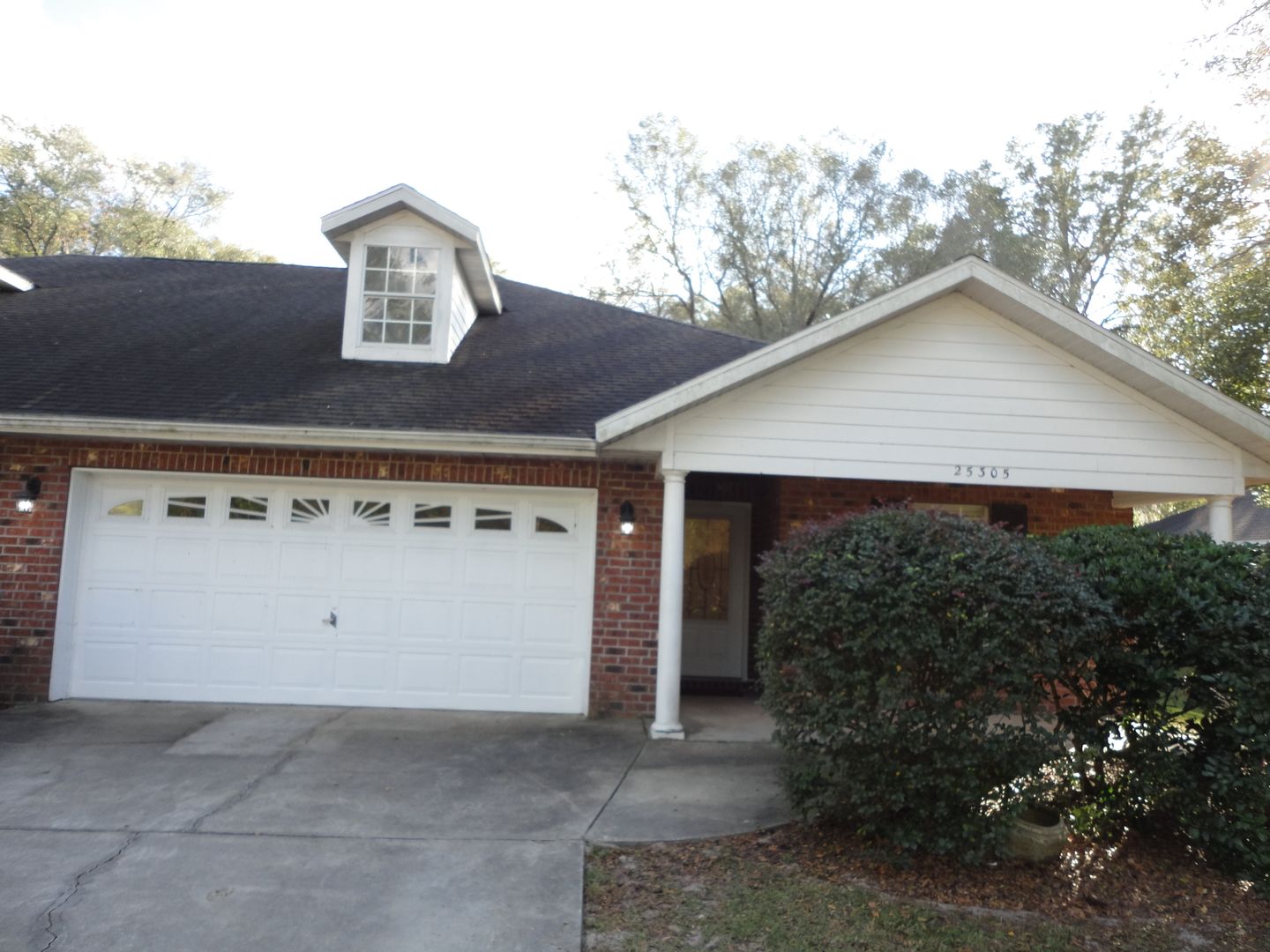 Newberry House: 25305 SW 15th Avenue