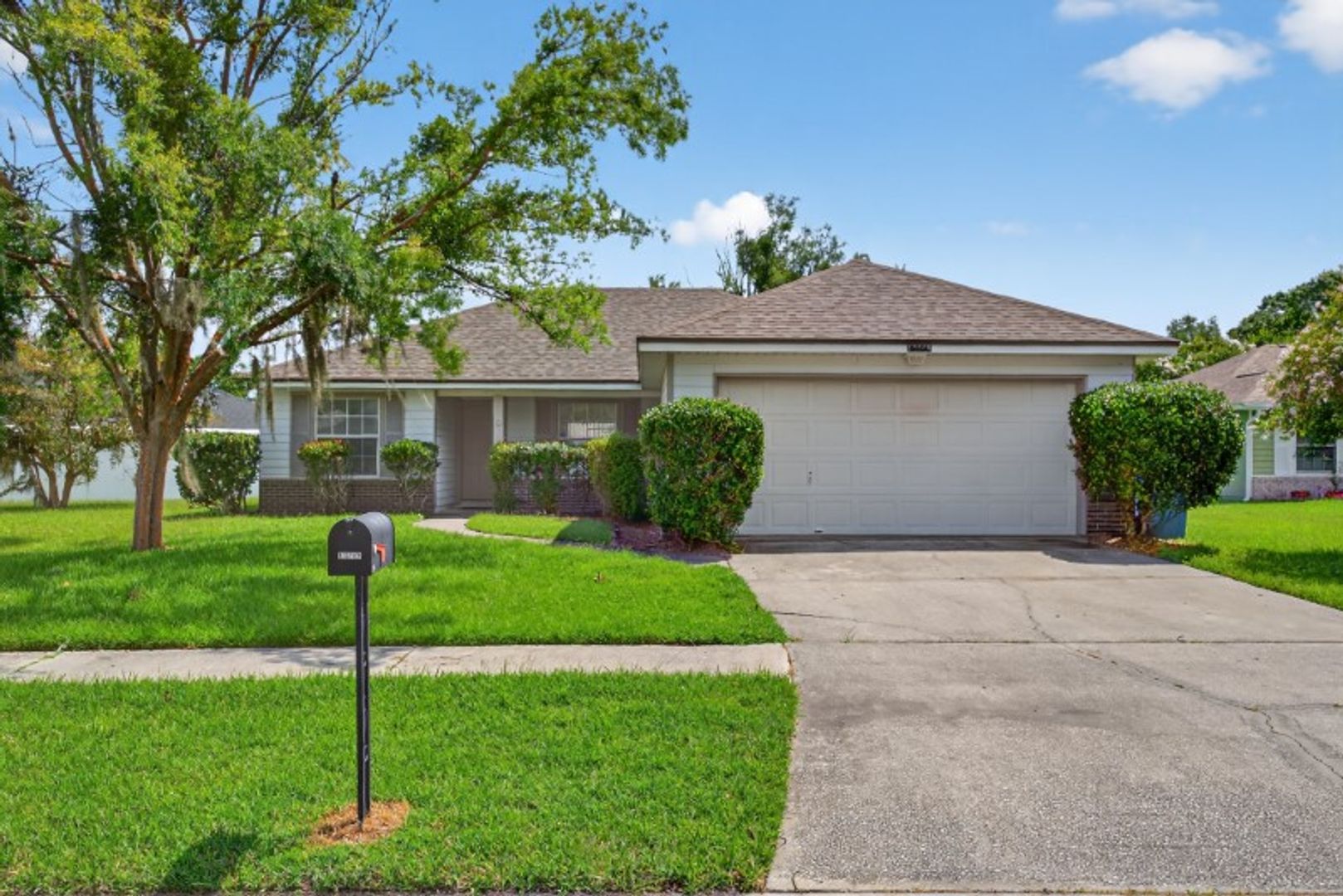 Jacksonville House: 13269 Pacemaker Dr