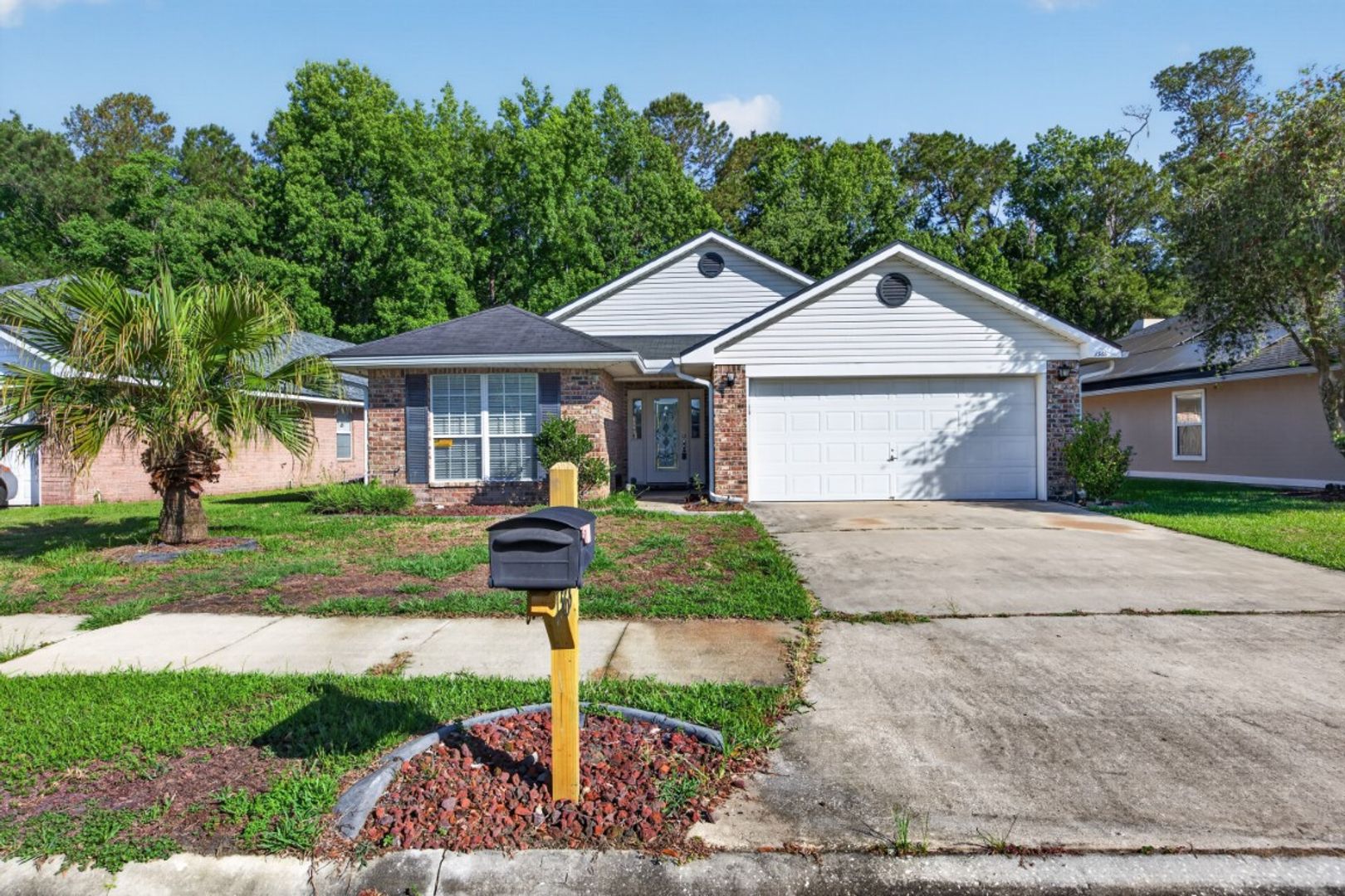 Middleburg House: 1568 Backwater Dr