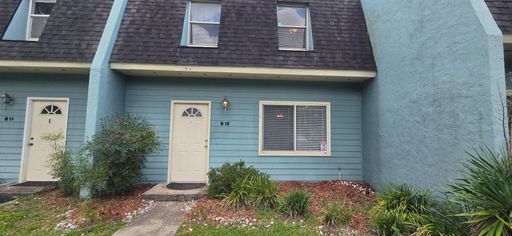 3 bedroom/ 2.5 Bath in Cricket Club – photo 1