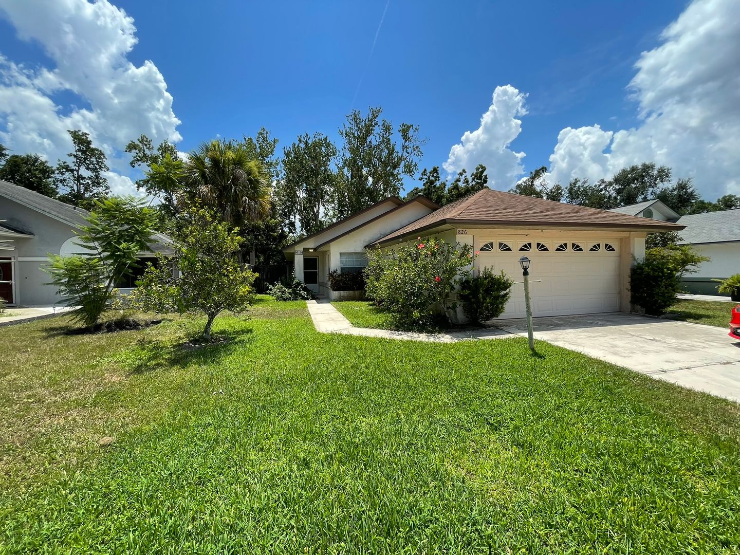 Port Orange House: 826 Lakeland Drive