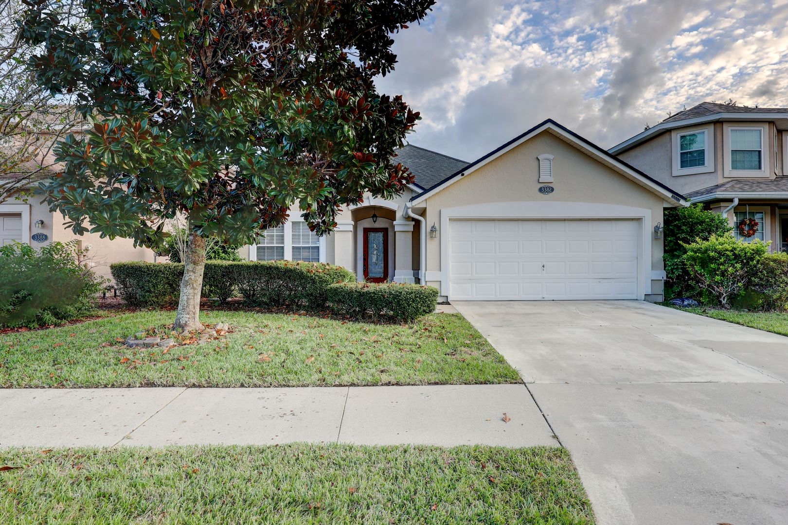 Jacksonville House: 3382 Chapel Ct