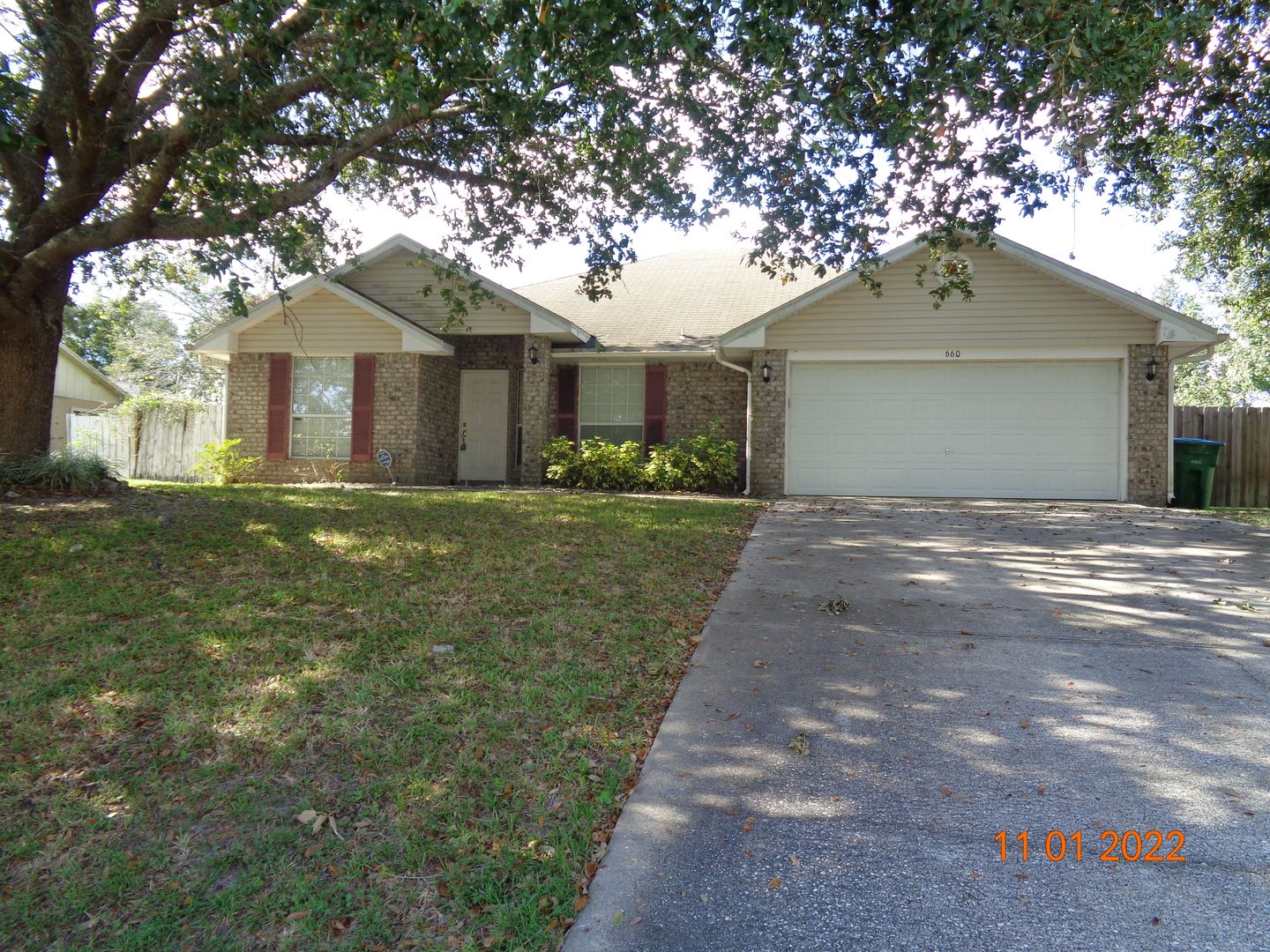 Deltona House: 660 Tradewinds Dr