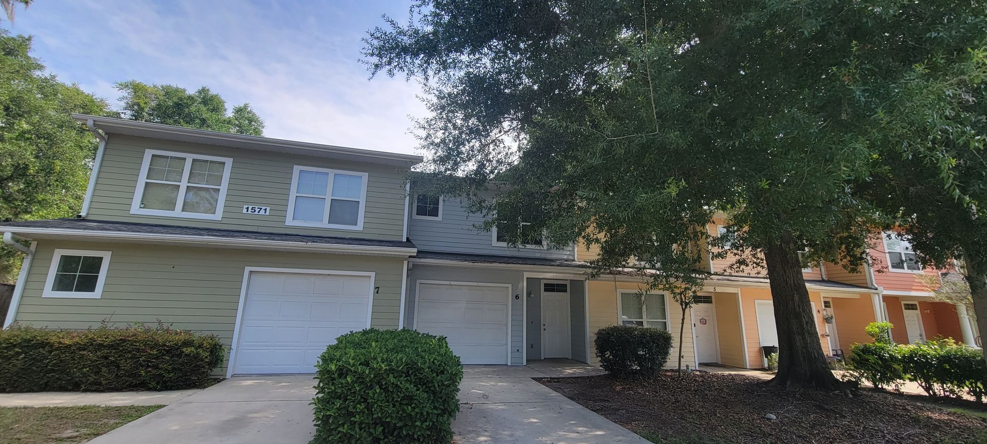 Gainesville Townhome: 1571 NW 29th Road Unit 6