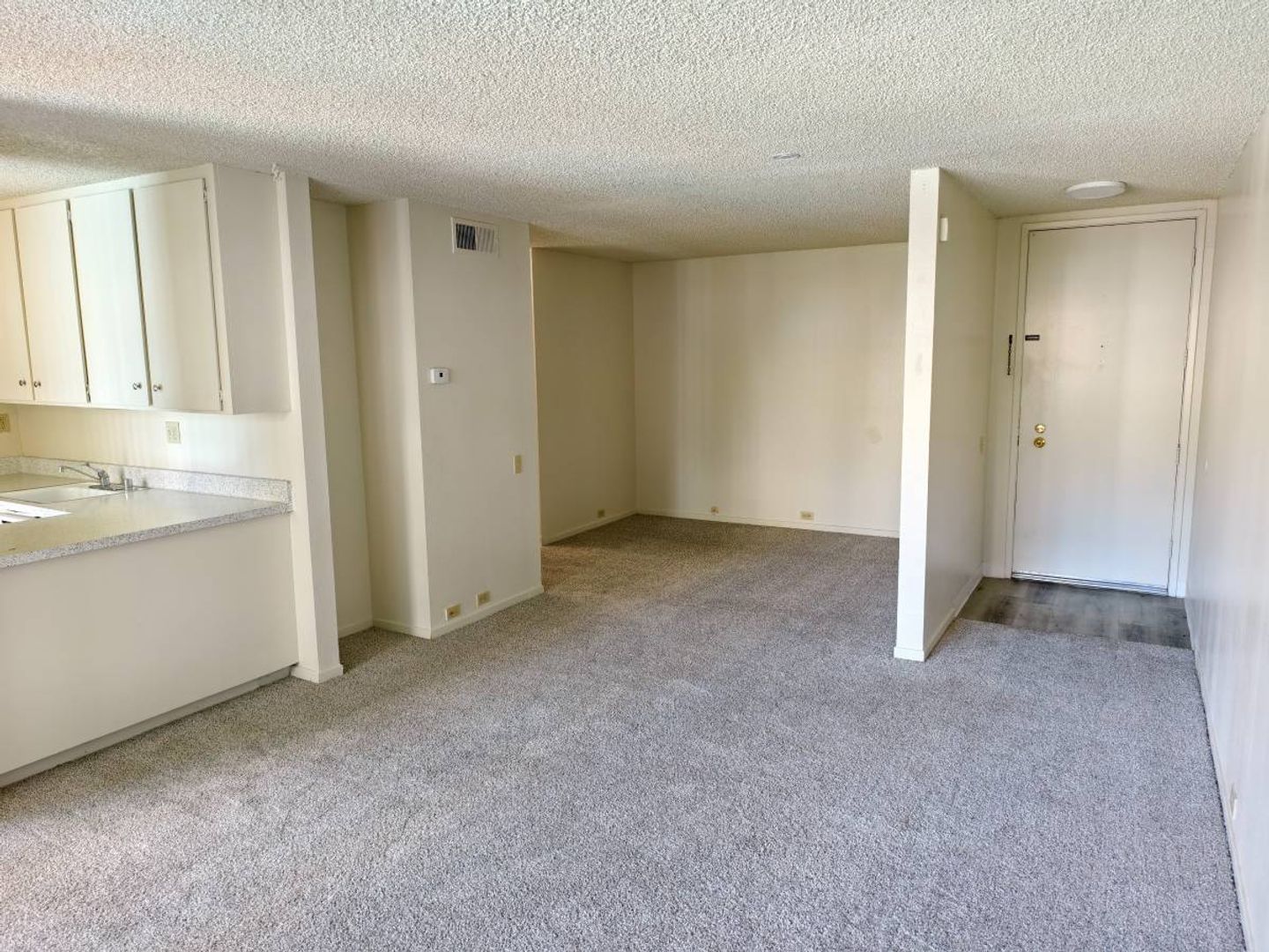 Governors Square Apartments 11 of 12