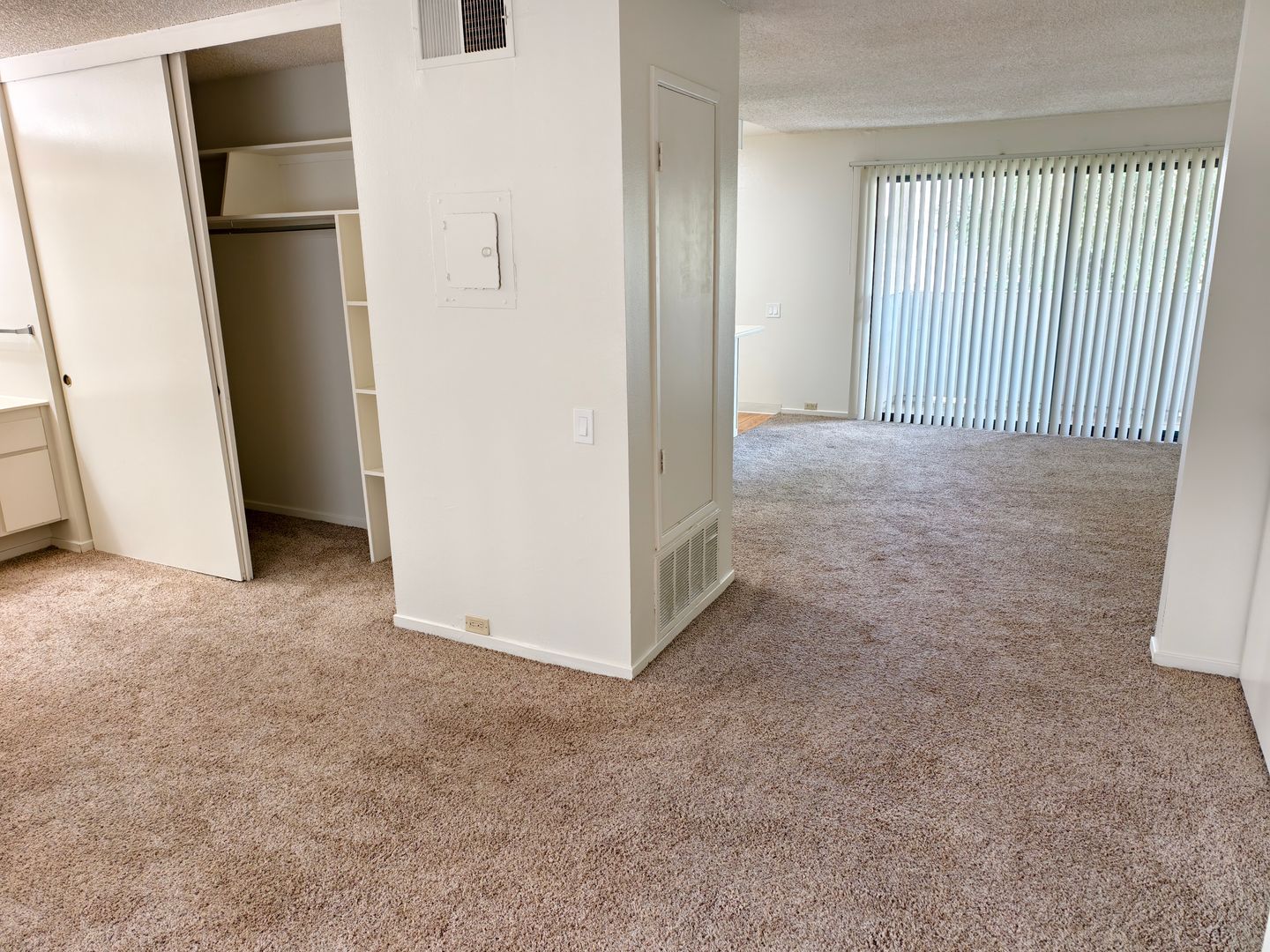 Governors Square Apartments 6 of 12