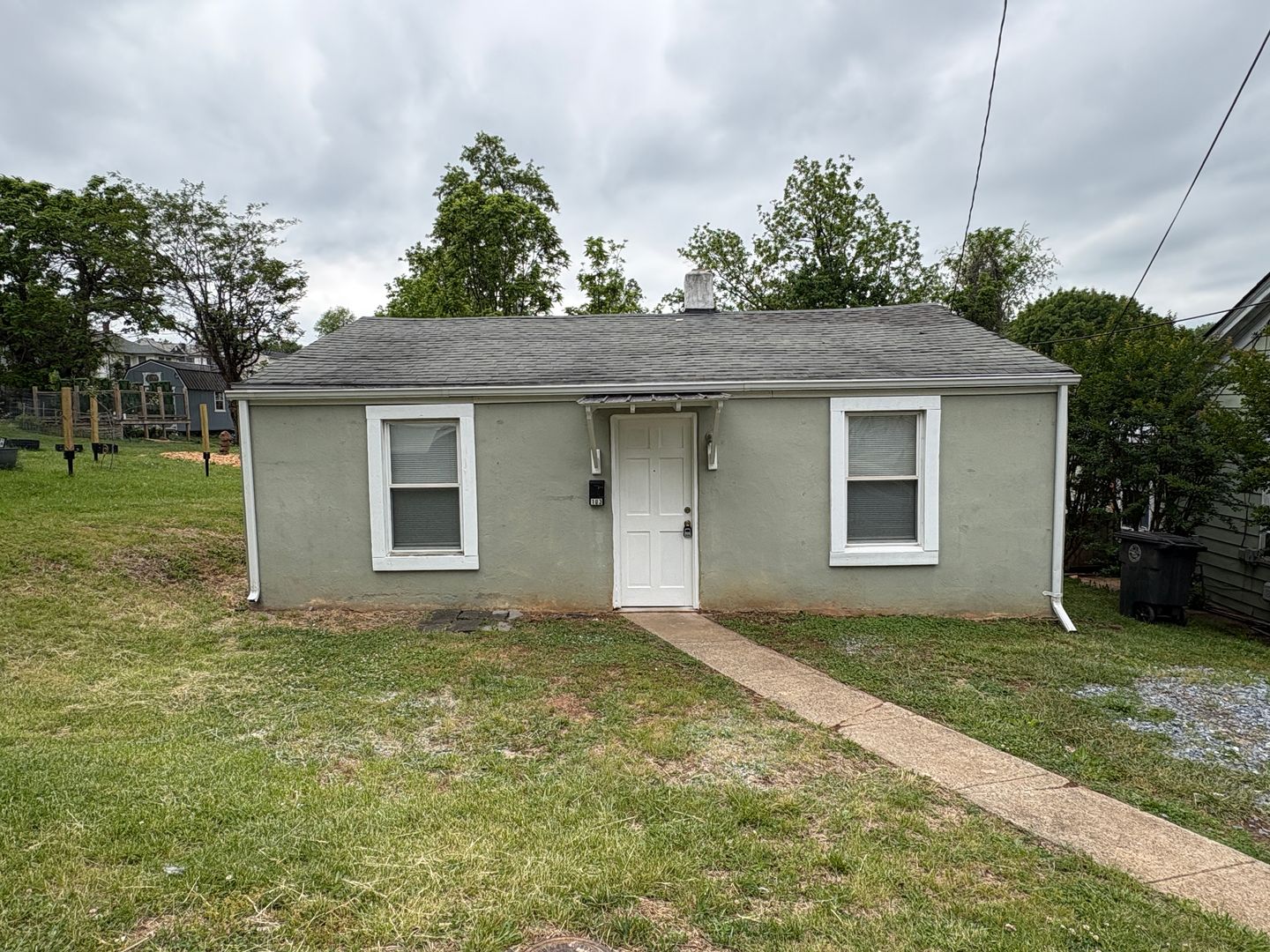 Lynchburg House: 103 Willow St