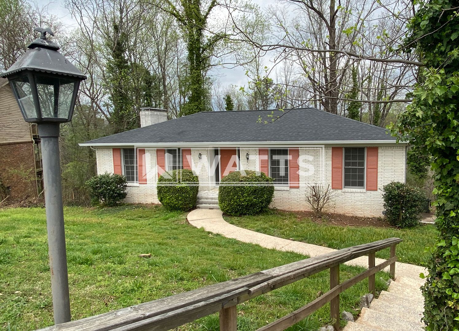 Hoover House: 2305 Mountain Oaks Lane