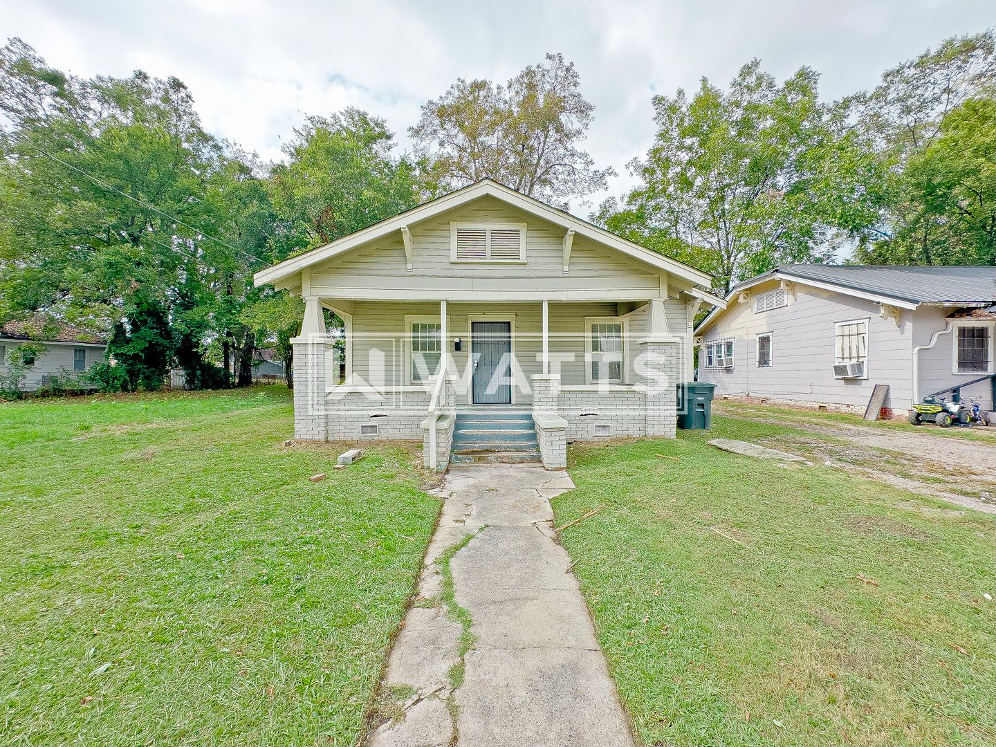 Birmingham House: 134 69th Place North