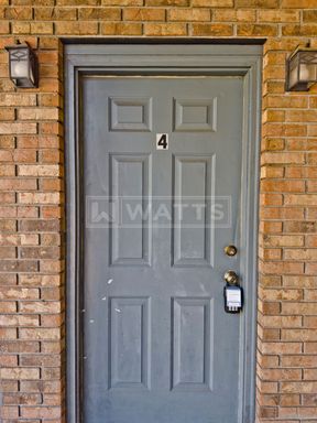 South Highland Manor Apartments - 2 Bedroom – photo 1