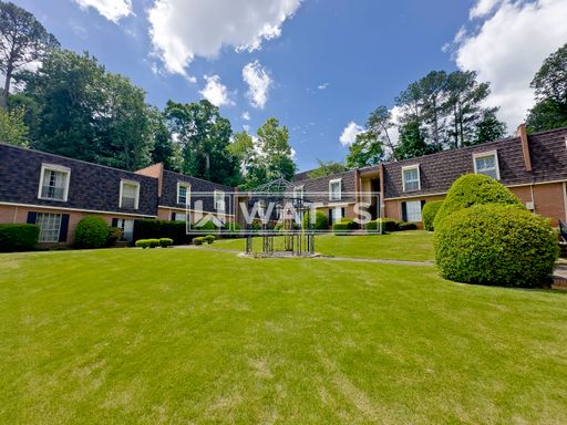 2-Bedroom Condo - Foxcroft Condos in Homewood.