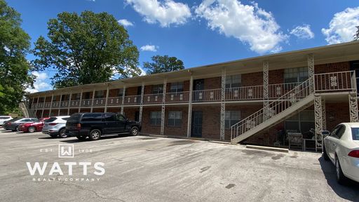 2 Bedroom 1.5 Bath Apartment in Roebuck – photo 1