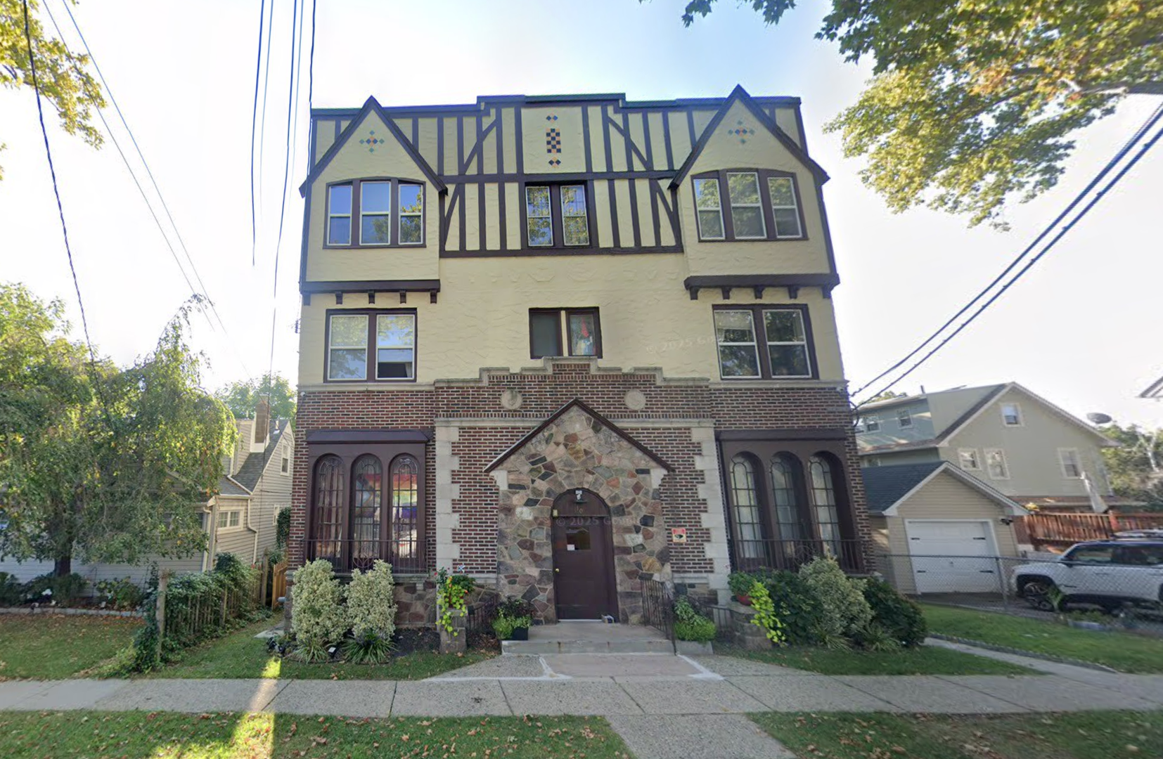 Hasbrouck Heights Apartment: 10 Hasbrouck Ave.