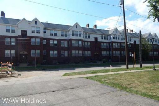 Your new 1-bedroom apartment for the Holidays in Downtown Jackson – photo 1