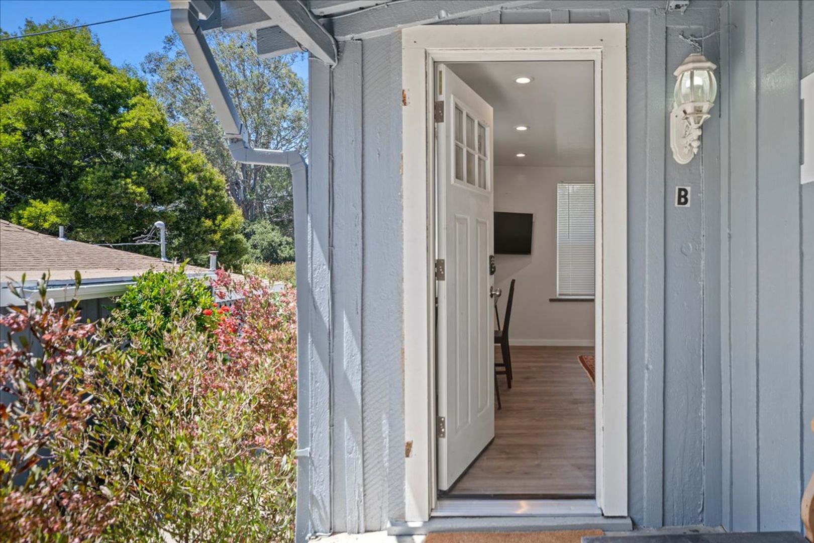 Carmel Valley Apartment: 273 Carmel Valley Road