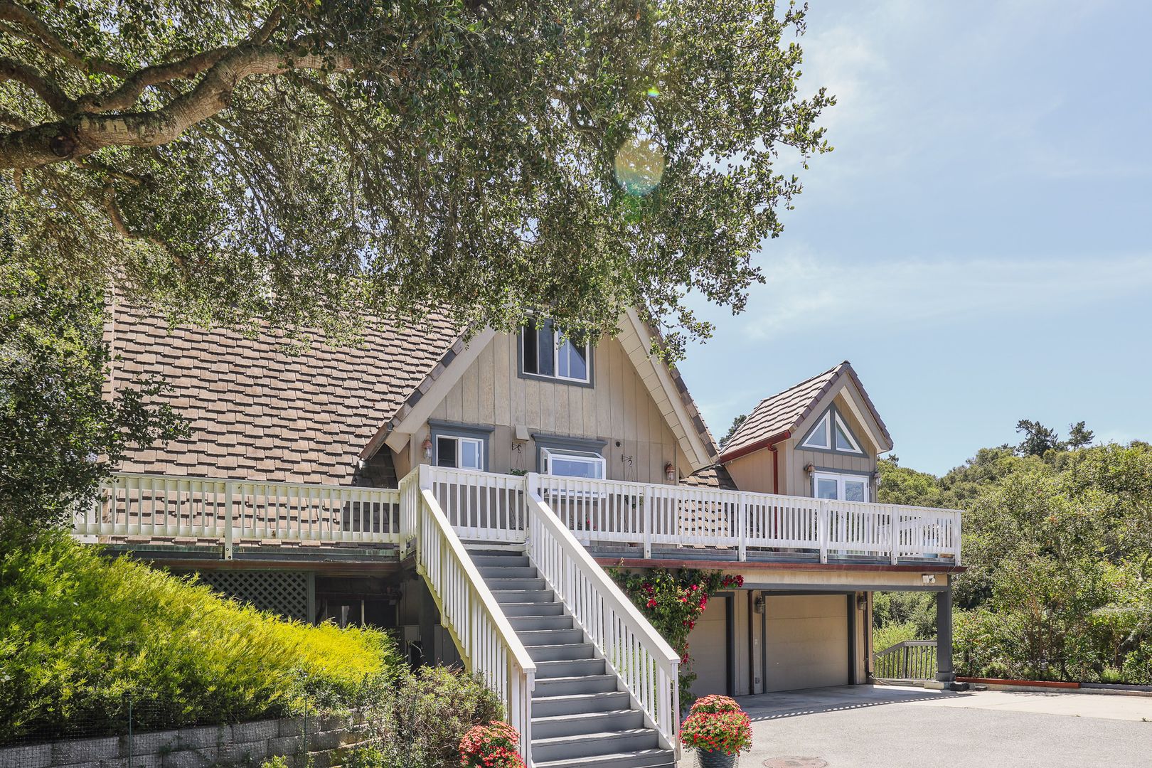 Carmel Valley House: 26185 Zdan Rd